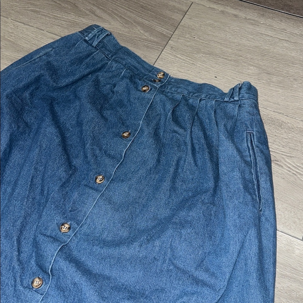 Vintage L.L. bean Classic Blue Denim Button-Front Women's Skirt - Picture 2 of 7